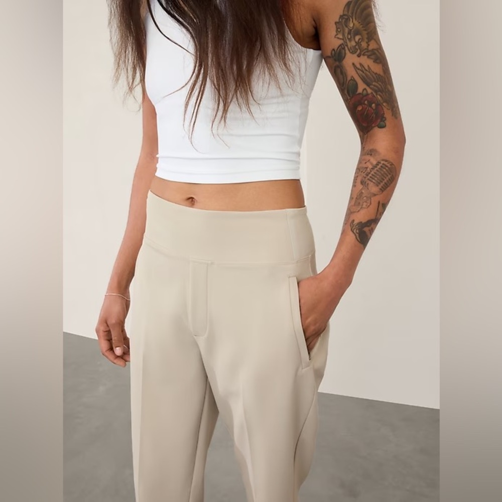 Athleta High-Rise Cropped Straight Pants in Light Beige - Picture 6 of 16